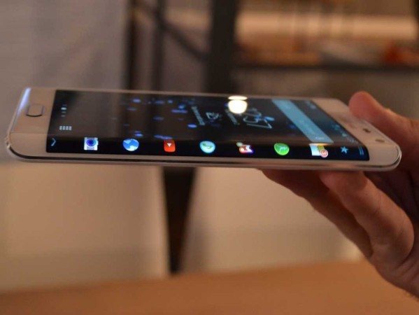 Будет ли гибкий экран у Samsung Galaxy S6?