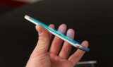 Вид сбоку на Samsung Galaxy S6 Edge